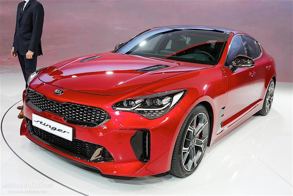 Kia Stinger- Poze reale