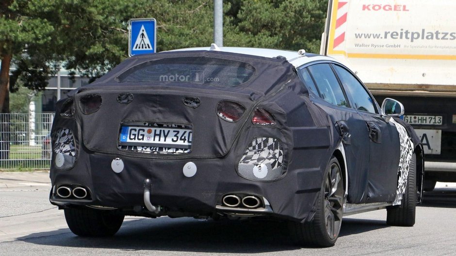 Kia Stinger - Poze Spion