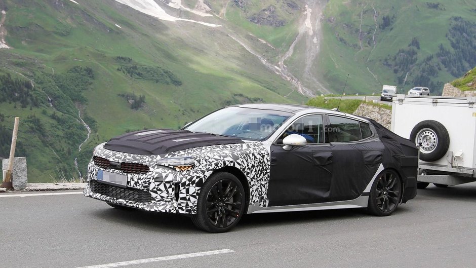 Kia Stinger - Poze Spion