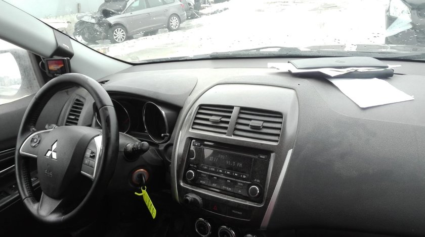 Kit airbag MITSUBISHI ASX 2010 Plansa bord , airbag sofer si pasager, centuri fata Parc dezmembrar