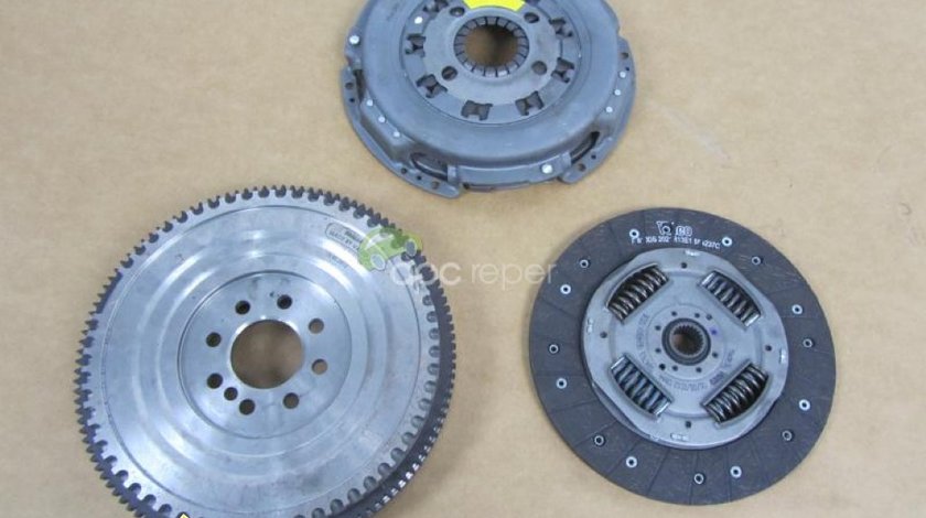 Kit Ambreaj Nou Ford Transit cu Volanta Masa Simpla