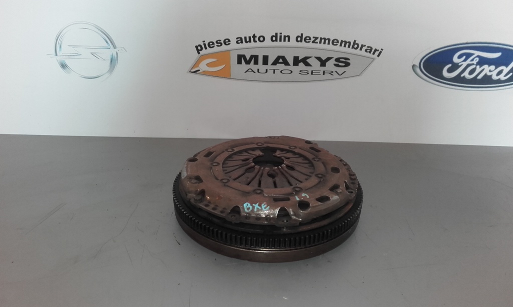 Kit ambreaj VW Golf 5 1.9 BXE