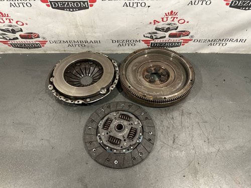 Kit ambreiaj 038105269D / 03L141025Q / 03L141032A Seat Altea (5P1) 1.9 TDI 105 cai BKC