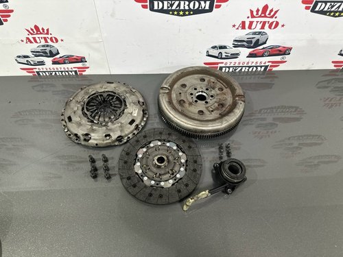 Kit Ambreiaj 04L105266C 04L141015E VW Jetta Mk6 (162, 163) 2.0 TDI 140 cai CLCB