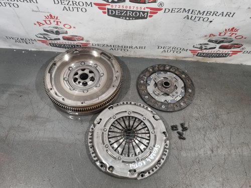 Kit ambreiaj 05C105266 / 05C141031B / 05C141025A Skoda Fabia IV Hatchback 1.0 TSI DLAA 110 cai