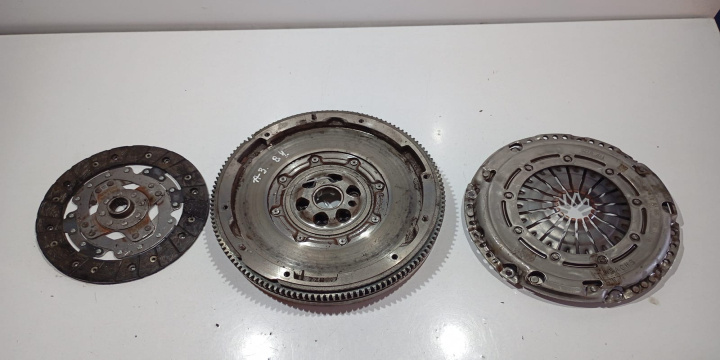Kit ambreiaj 05C105266 1.0TSI Skoda Kamiq [2019 - 2020]