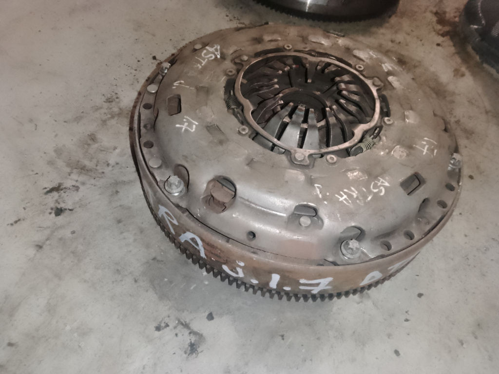 Kit ambreiaj 6+1 masa dubla Opel Astra J 1.7 Motorina 2012