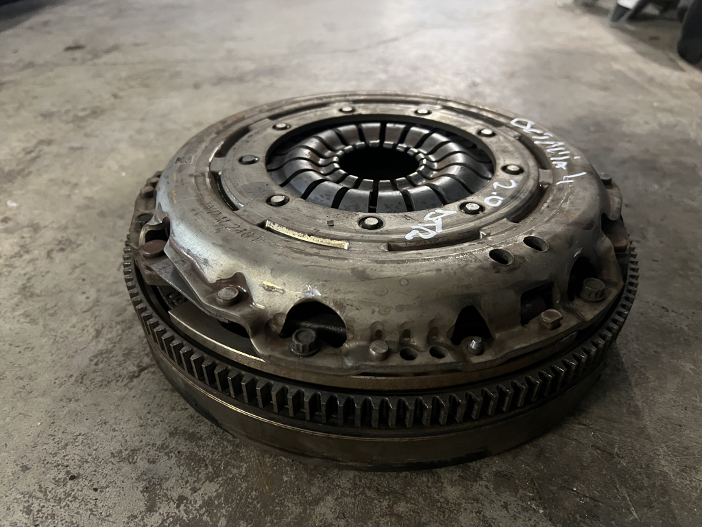 Kit ambreiaj 6+1 masa dubla Skoda Octavia 4 2.0 Motorina 2020, -