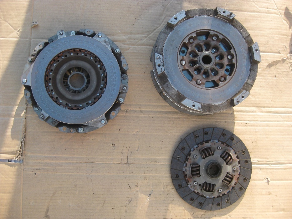 Kit ambreiaj Audi A4 B8 A5 3.0 Tdi