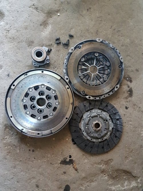 Kit ambreiaj complet alfa romeo 159 2.4 jtdm