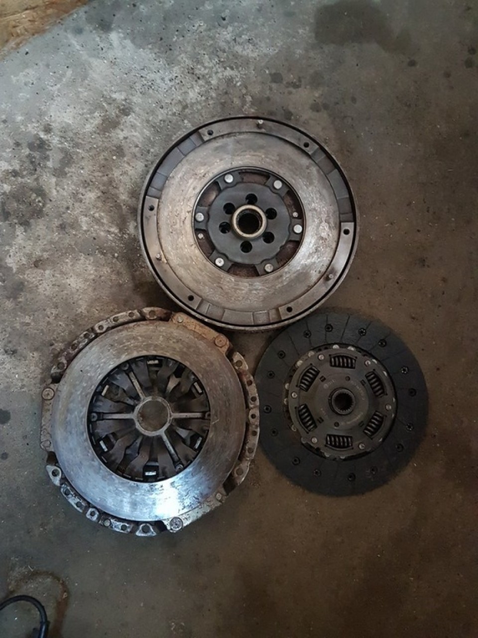 Kit ambreiaj LUK audi a6 4f 2.0 tdi blb bre 140 cai 6 trepte