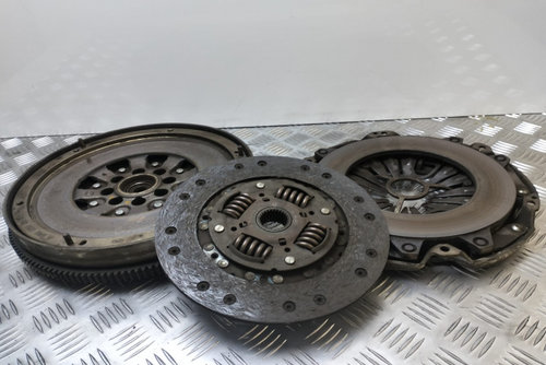 Kit Ambreiaj Masa Dubla 2.2 cdi Mercedes-Benz Vito W638 [1996 - 2003]