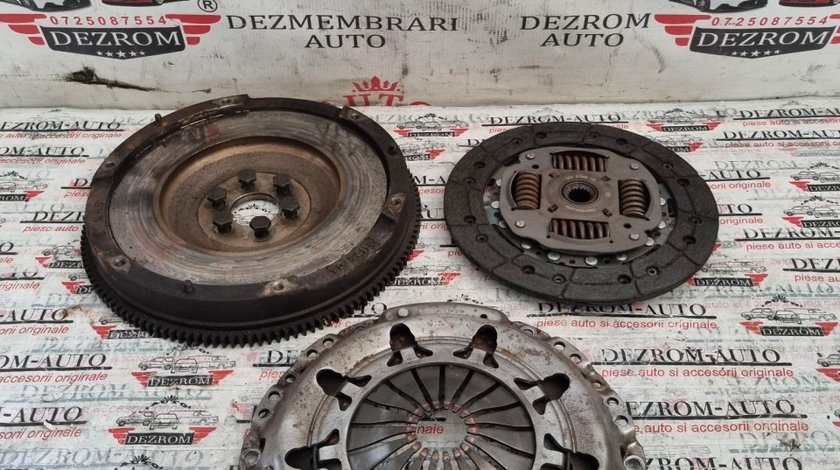 Kit ambreiaj Peugeot 207 1.6 HDi 90cp coduri : 324038910 / 9639780480