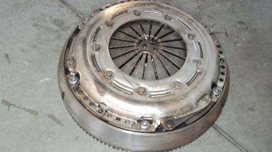 Kit Ambreiaj Peugeot 307 1 4 Hdi 8hx 8hz Dv4td