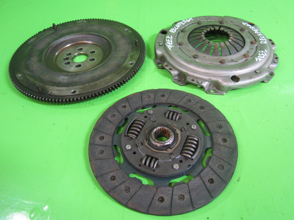 KIT AMBREIAJ PLACA / DISC / VOLANTA MASA SIMPLA LAND ROVER FREELANDER 1.8 I 16V FAB. 1996-2006⭐⭐⭐⭐⭐