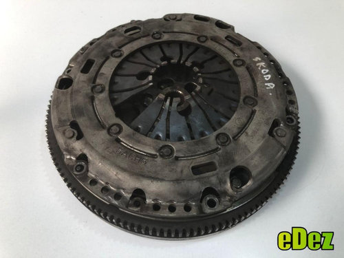 Kit ambreiaj sachs Skoda Octavia 2 (2004-2008) 1.6 tdi CAYC 03G105266BM