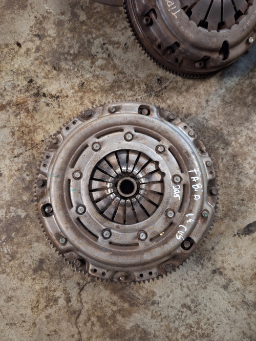 Kit ambreiaj Skoda Fabia 3 1.4 Motorina 2016, MASA SIMPLA / 04B105273