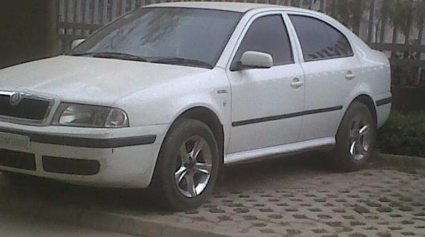 Kit ambreiaj skoda octavia 1.9 tdi axr din 2007