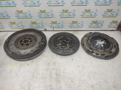 Kit ambreiaj volanta cu masa dubla 03g141025n 1.6 tdi CAYC Volkswagen VW Golf 6 [2008 - 2015] 1.6 td...