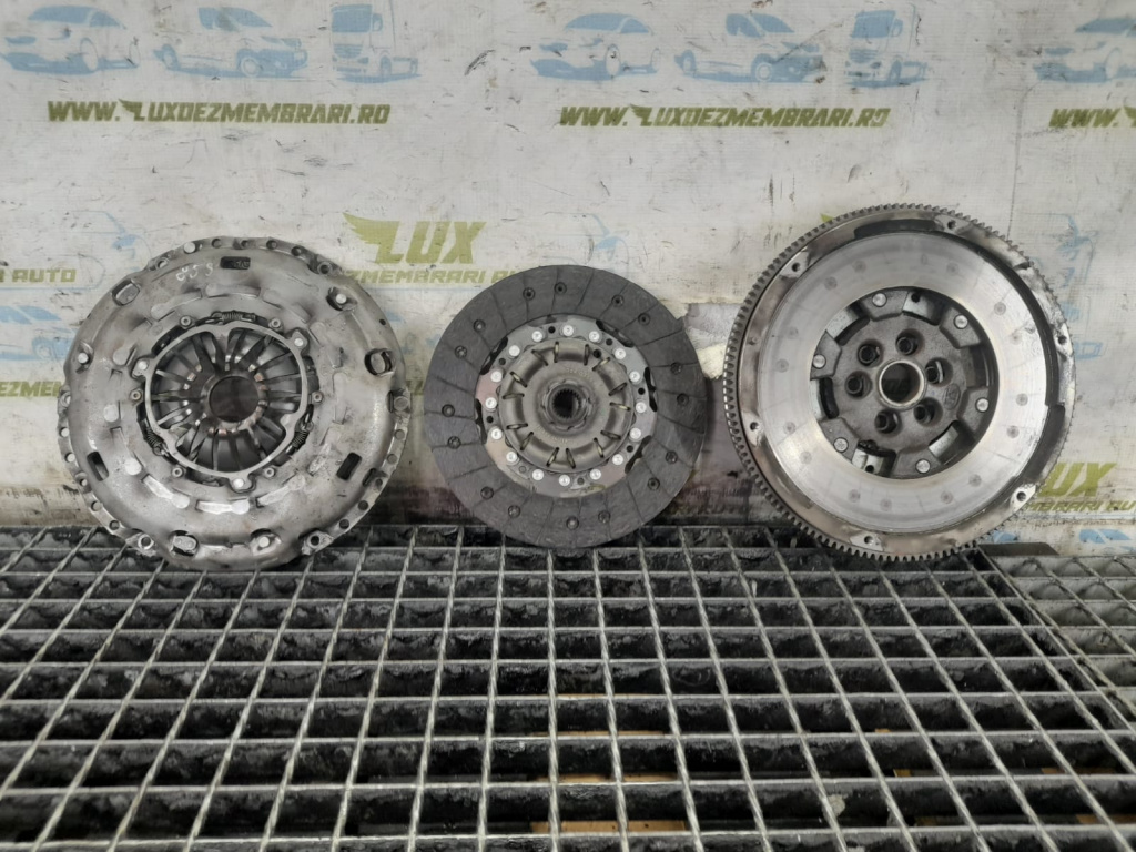 Kit ambreiaj volanta cu masa simpla 1.6 tdi cayc Volkswagen VW Golf 6 [2008 - 2015] 1.6 tdi CAYC