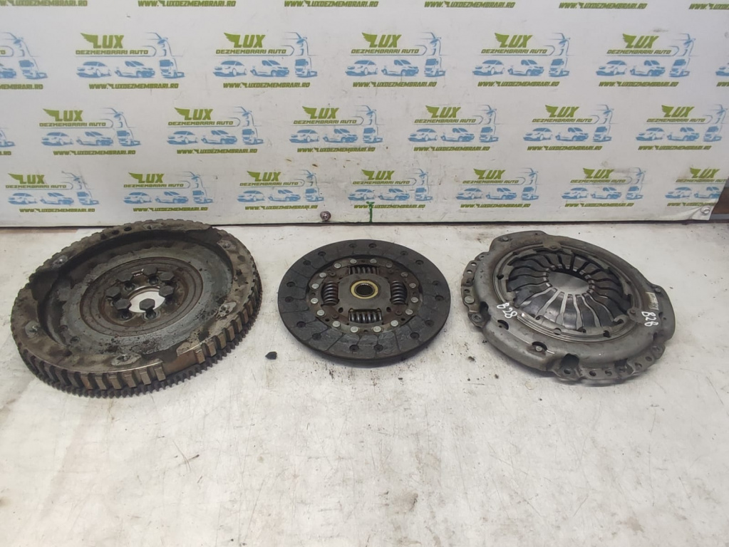 Kit ambreiaj volanta cu masa simpla 301012572r 1.5 k9k626 Dacia Dokker [2012 - 2017] 1.5 k9k626