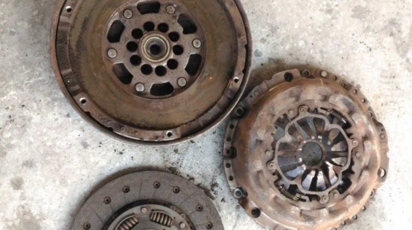 Kit ambreiaj volanta disc placa AUDI A6 4F A4 8E 2.7 tdi 3.0 tdi