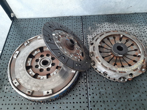 Kit ambreiaj volanta masa dubla 2.2 hdi 4hw peugeot 807 disc 7mm 324024110