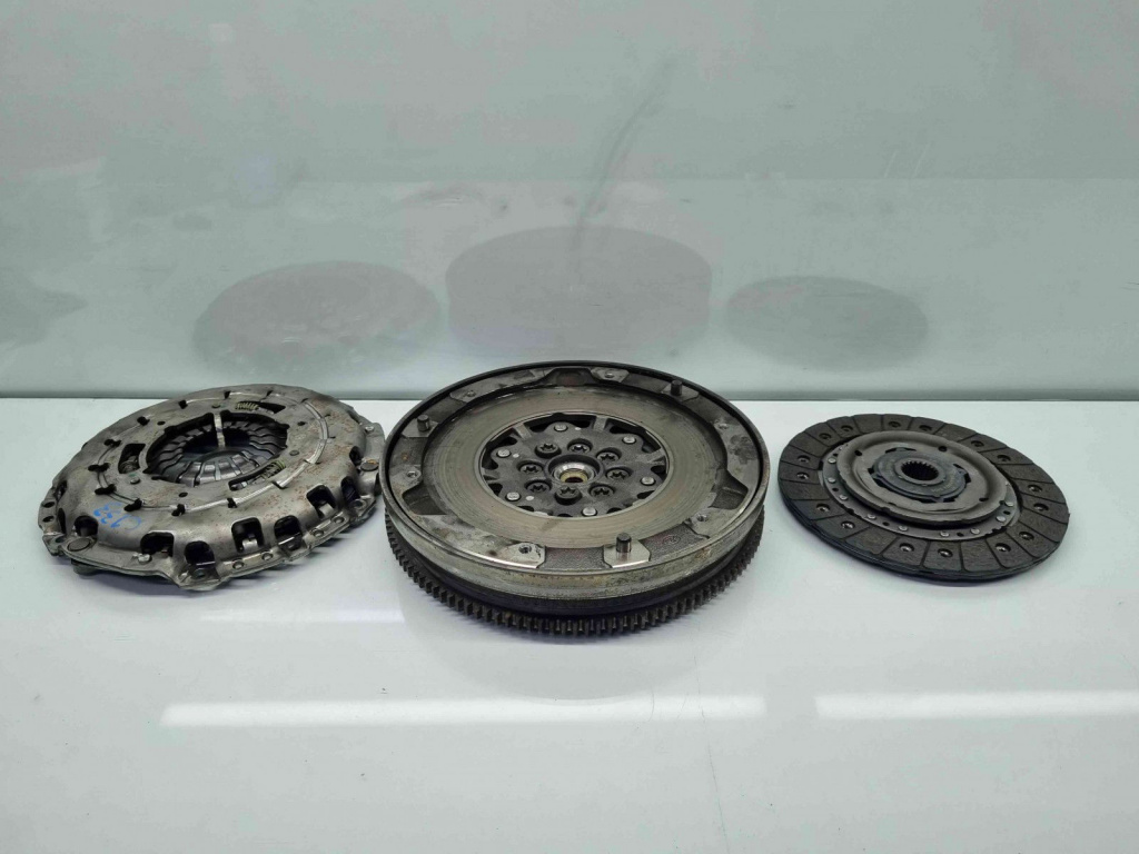 Kit ambreiaj volanta masa dubla Bmw 1 (F20, F21) [Fabr 2011-2017] OEM 1.6 N47T 85KW / 120CP 1.6 N47T 85KW / 120CP