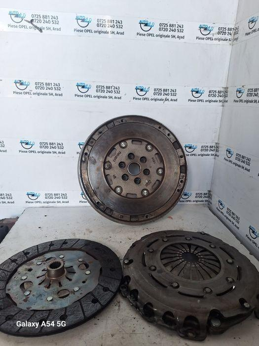 Kit ambreiaj volanta masa dubla Opel Corsa F 2019-2023 1.2i Euro 6 HN05