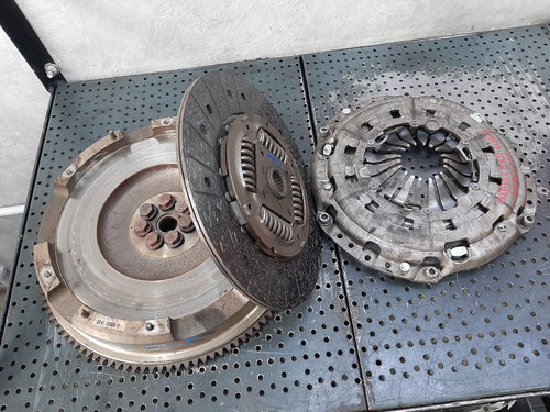 Kit ambreiaj volanta masa fixa f1agl411d 2.3 d fiat ducato euro 6 3082634050