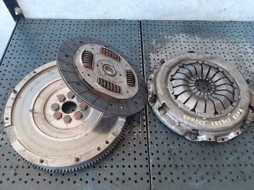 Kit ambreiaj volanta masa simpla 1.8 tdci r3pa ford transit connect disc 7,5mm 3000 951 778 19267