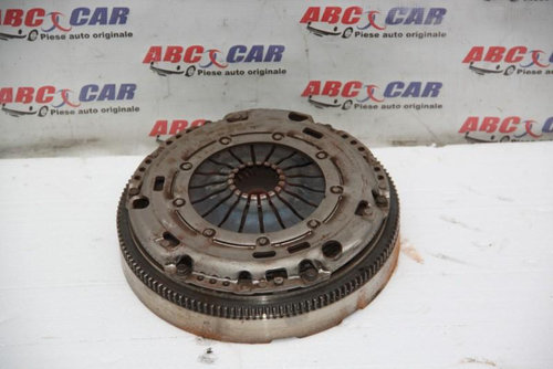 Kit ambreiaj Volkswagen Passat B6 3C 2005-2010 03C141025M