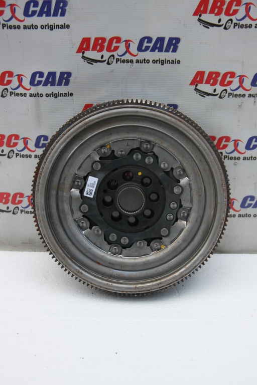 Kit ambreiaj VW Arteon 2.0 TDI cod: 06K105266P model 2018