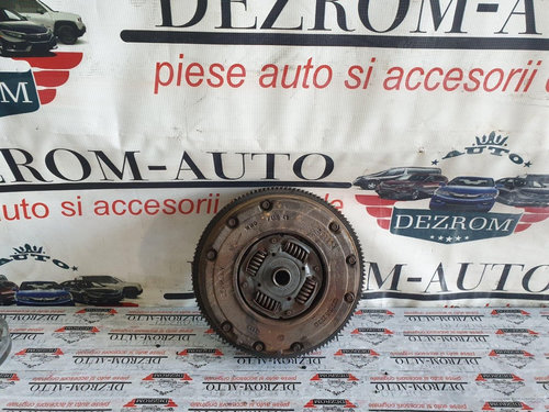 Kit ambreiaj VW Bora 1.6i 100 cai motor APF cod piesa : 027105273D