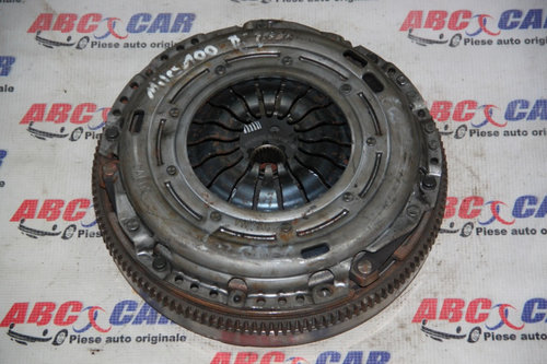 Kit ambreiaj VW Golf 6 2.0 TSI cod: 06J105266H 2009-2013