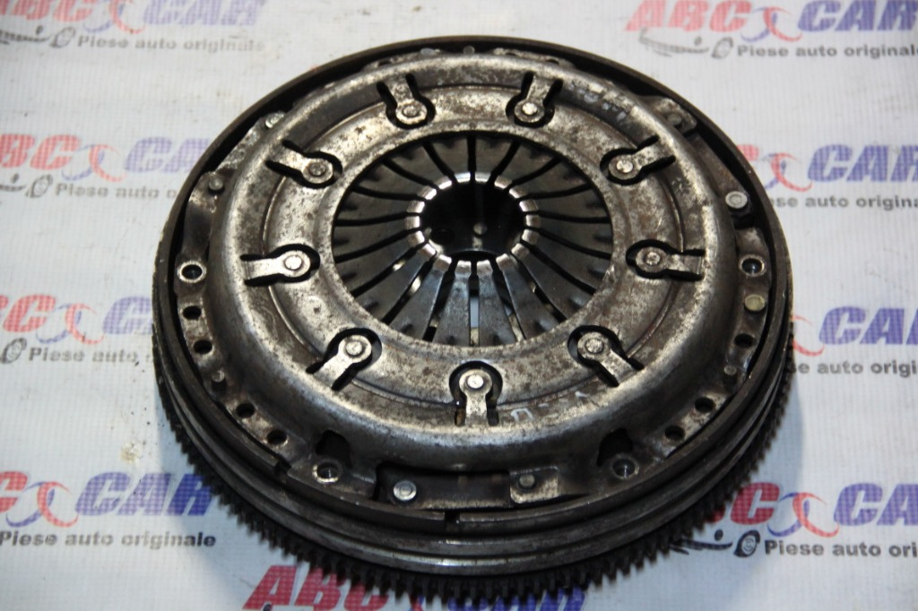 Kit ambreiaj VW Passat B5 1.9 TDI 1999-2005 cod motor: AJM