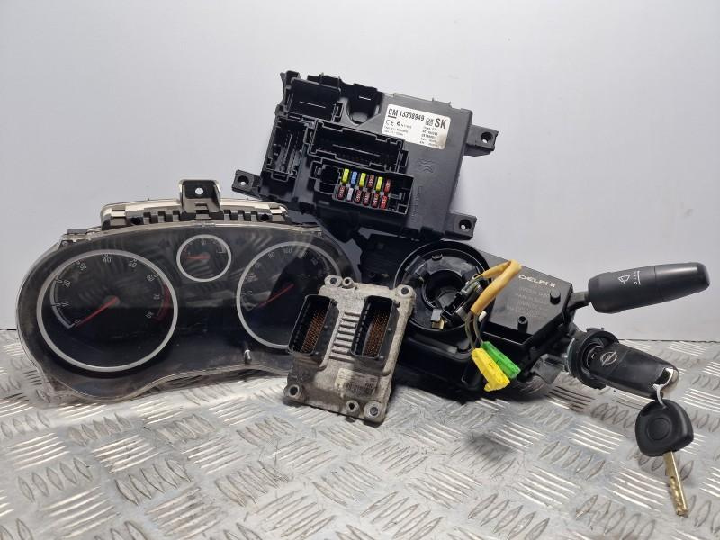 Kit chit pornire complet ME7.6.2 Opel Corsa D 2006-2010 1.2 i Z12XEP 55557933 AX 0261208940