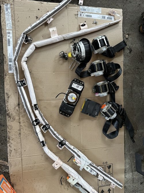 Kit complet airbaguri si centuri VW Touareg 3 CR 2020