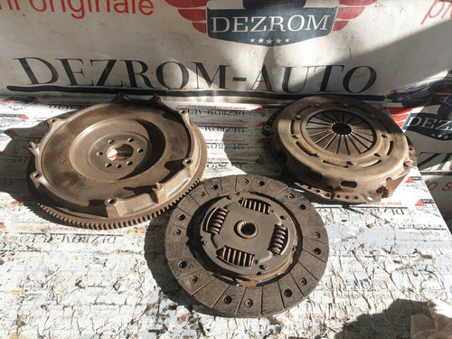 Kit complet ambreiaj CITROËN C3 Picasso 1.4 VTi 95cp cod piesa : 9661082580