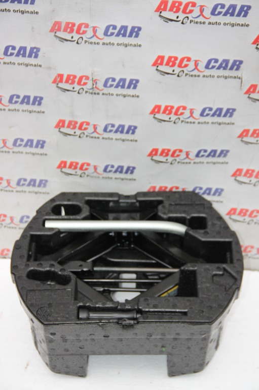 Kit cric, spuma si cheie VW Jetta (1B) 2011-2019 cod: 5C0012115J