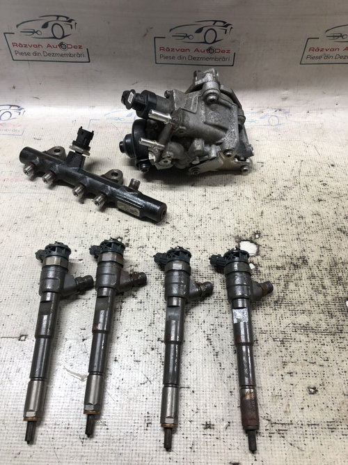 Kit injectie complet Renault Clio 4 1.5 Motorina 2016, 167007358R / 175215346R / 0445110485