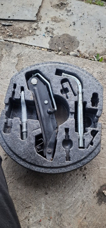 Kit Pana Vw Golf 5 Cric Cheie Ochet Tractare
