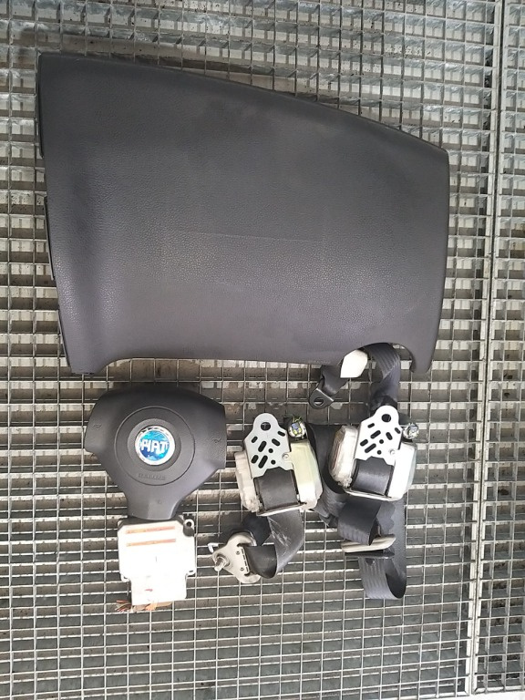 Kit plansa bord capac cu airbag fiat sedici