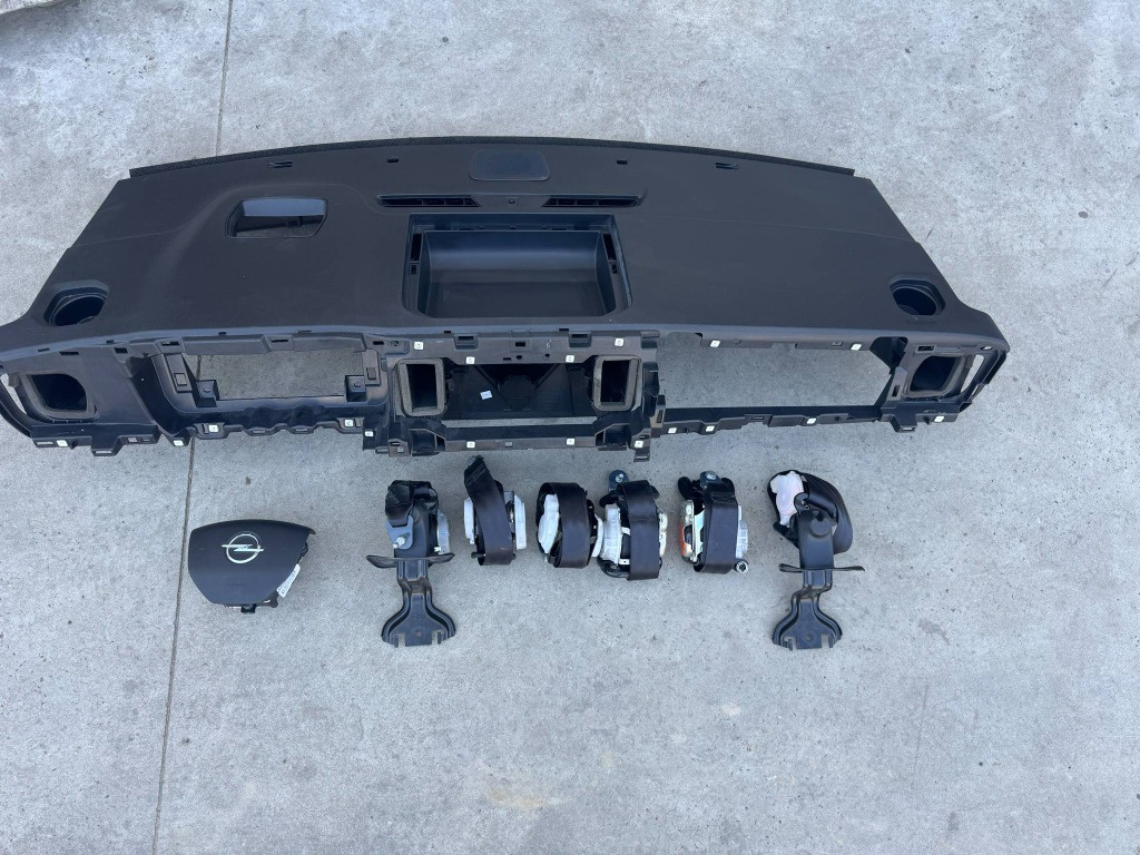 Kit plansa bord opel zafira e life