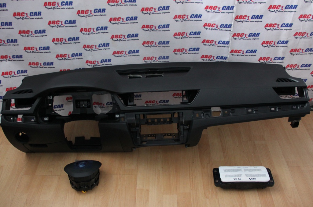 Kit plansa de bord Skoda Superb 3 (3V3) model 2015 - In prezent NOUA