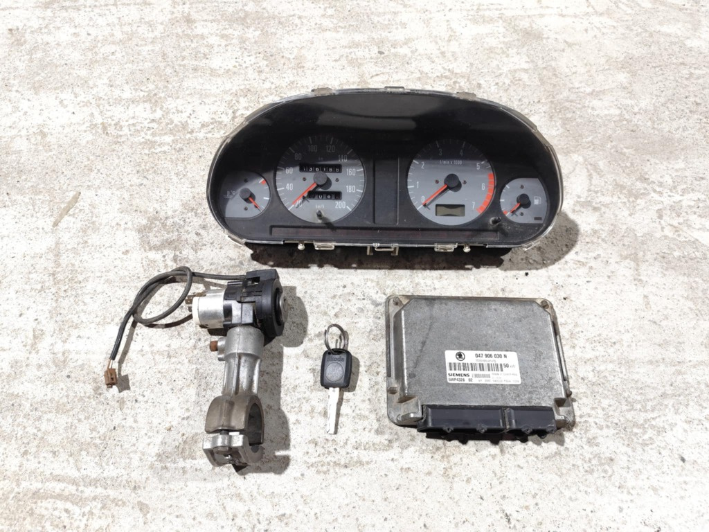 Kit pornire 047906030N Skoda Felicia 1.3 benzina an fab. 1996 - 2001