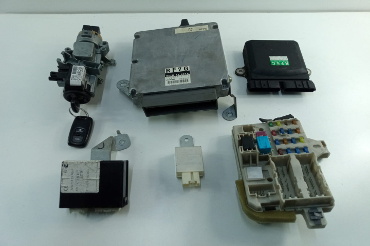 Kit Pornire 2.0 D RF7G18881A / 275800 / 6371 Mazda 6 GG [2002 - 2005]