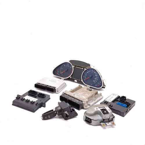 Kit Pornire Audi Q7 (4L) 2006-2015 3.0 Tdi Bug Motorina Calculator Motor Ceas Bord Cheie Chip Cheie ...