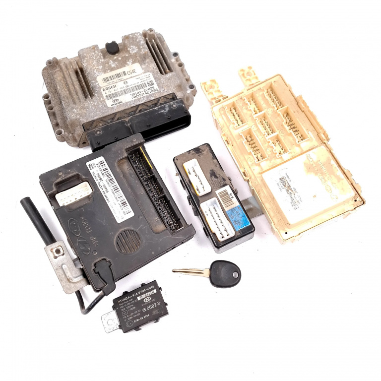 Kit Pornire Calculator Motor,imobilizator,cheie,panou Sigurante,BCM Hyundai SANTA FE 2 (CM) 2005 - Prezent Motorina 0281012669, 3910127825, 70CM3T4EI08S, 1039S16727, 86040028, 3910627825, 954002B480,  , 5WY8135E, E1197RA012207, E11A002207, 9