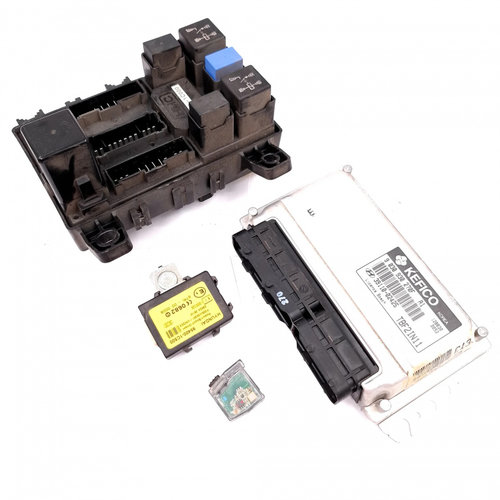 Kit Pornire Calculator Motor,imobilizator,CHIP Cheie,panou Sigurante Hyundai GETZ (TB) 2002 - 2011 B...